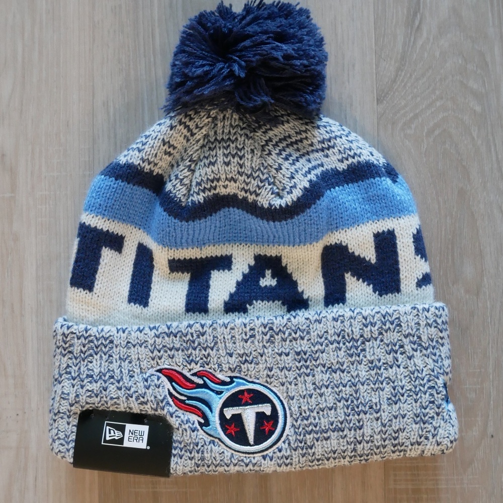 Tennessee Titans Adult Pom-Pom Beanie Hat NWT~